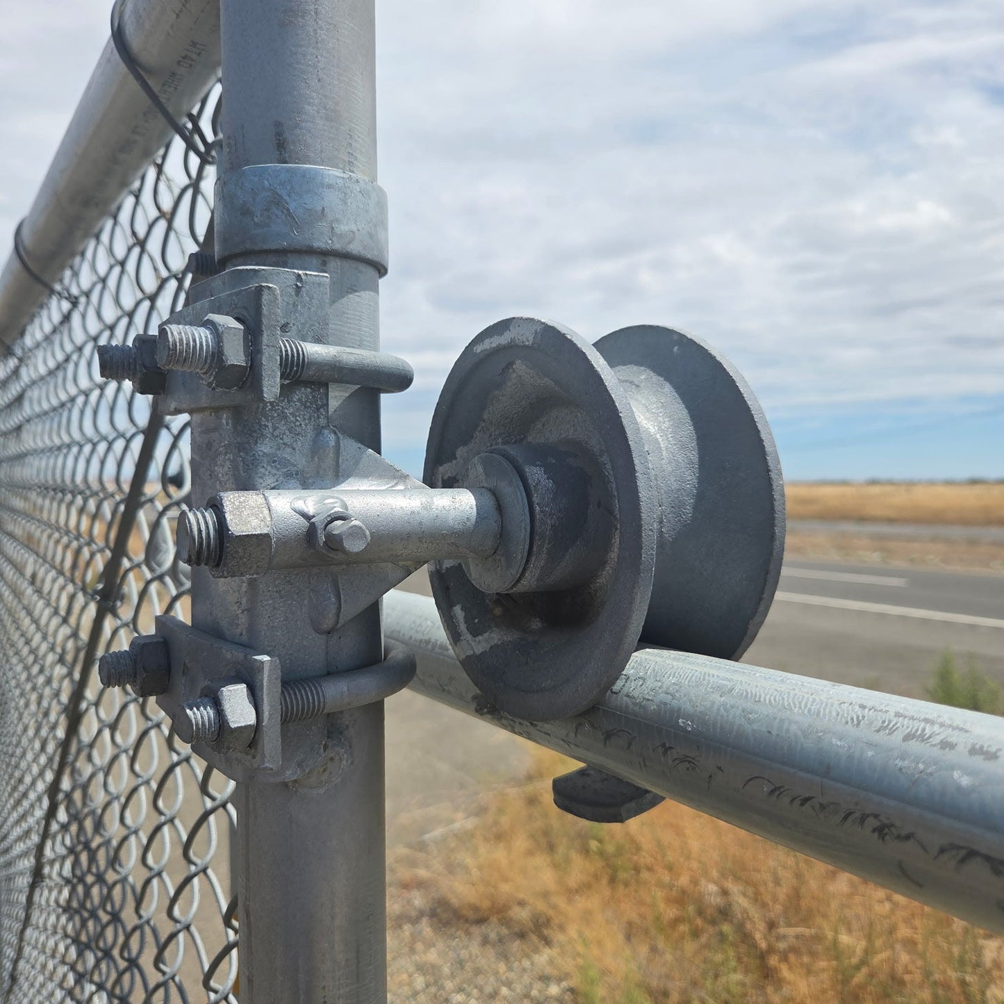 Pair of Replacement Chain Link Gate U-Groove Wheels